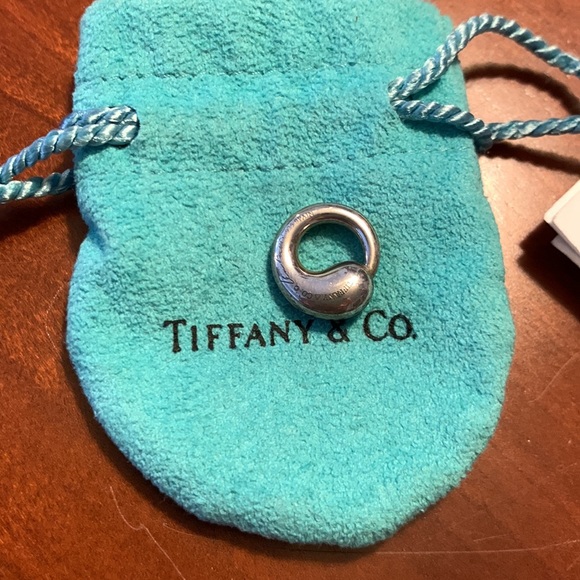 Tiffany Elsa Peretti eternal circle necklace charm - Picture 2 of 3